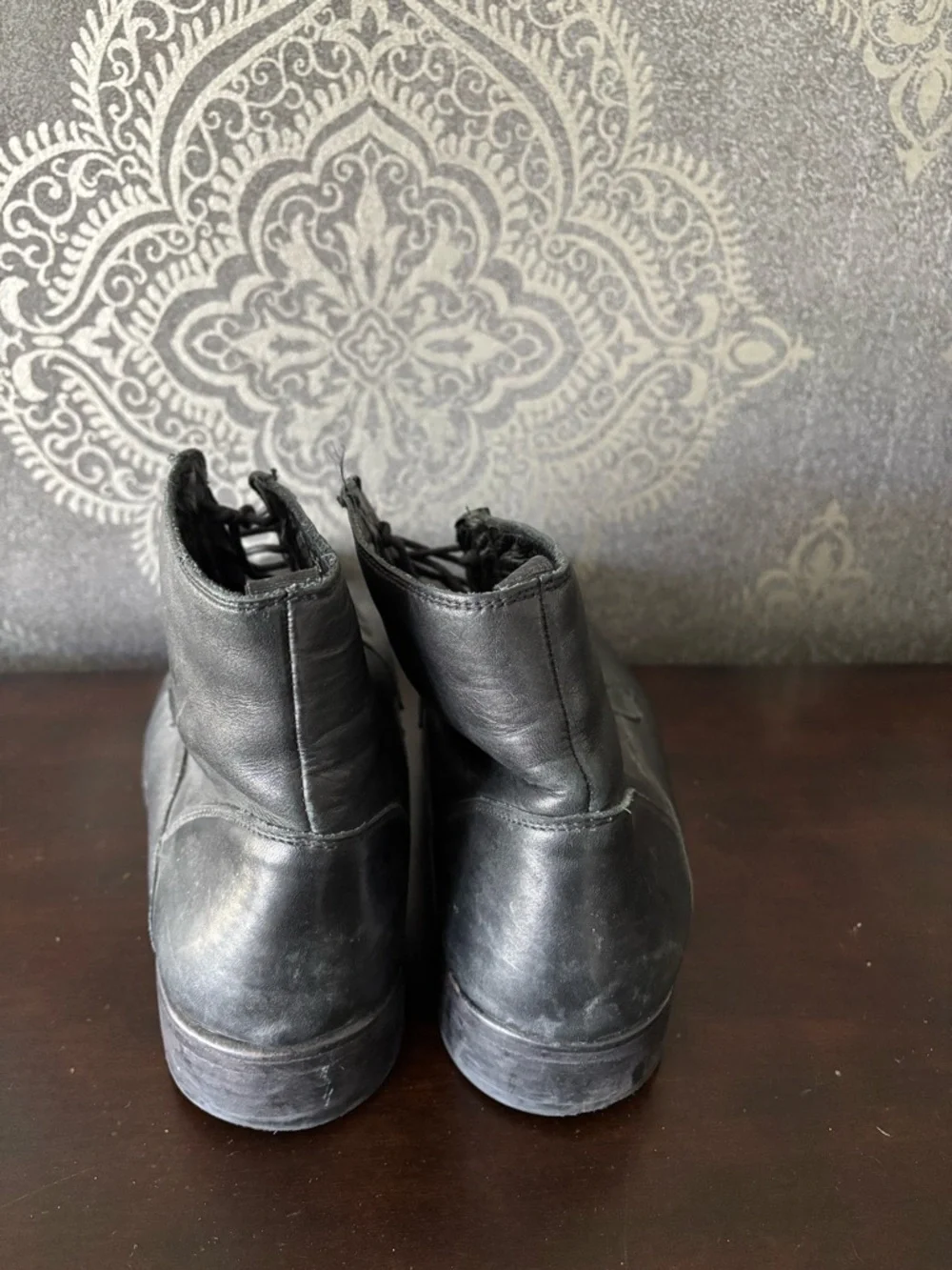 Aldo design durable pairs